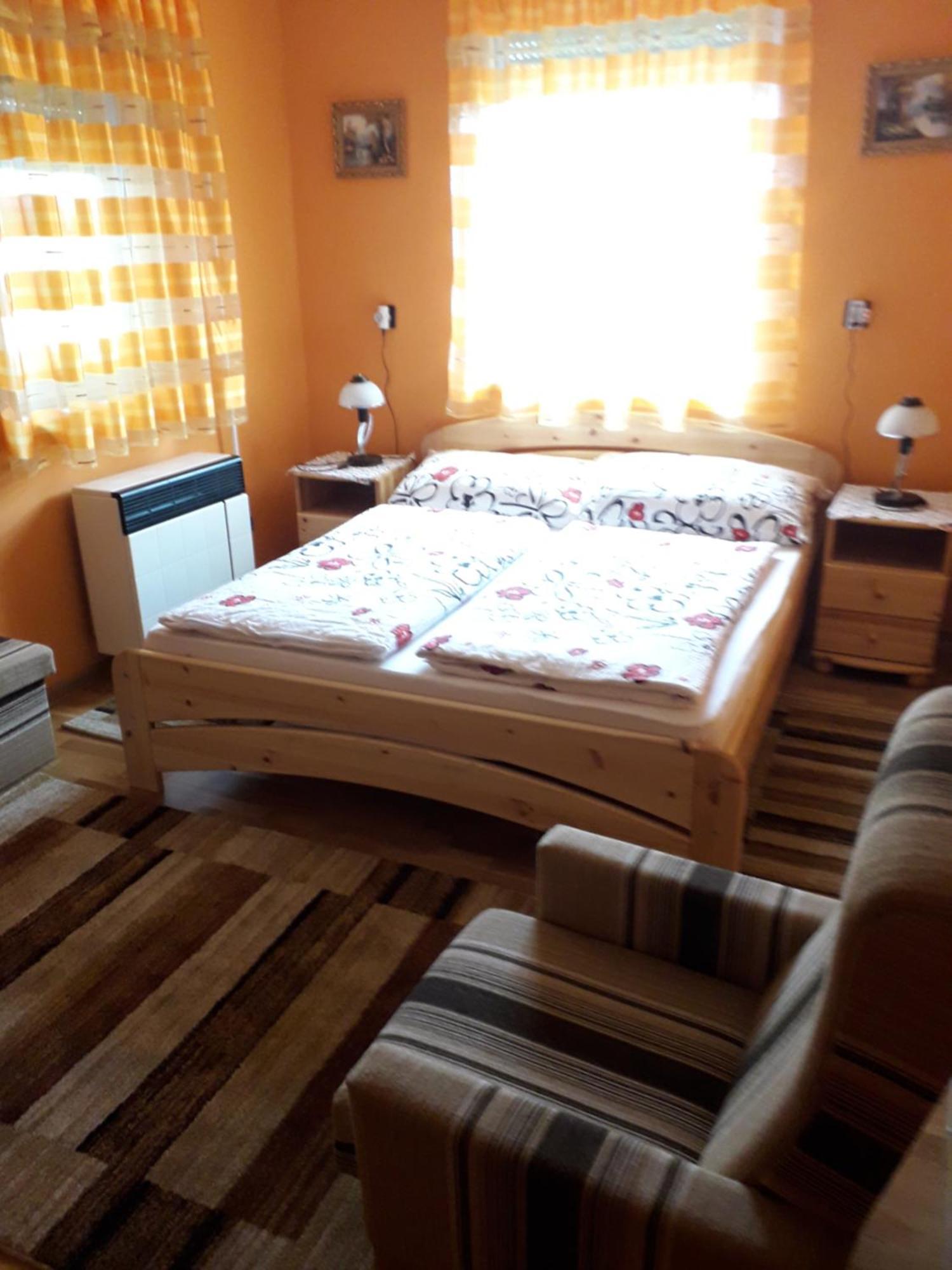 Kelemen Apartmanok Abádszalók 外观 照片