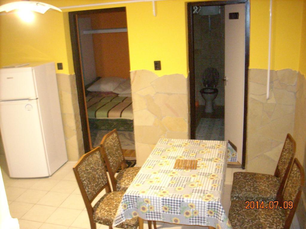 Kelemen Apartmanok Abádszalók 外观 照片