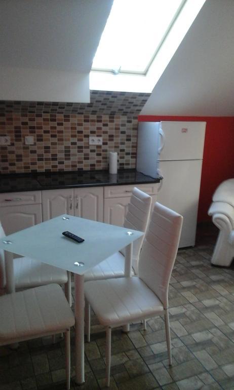 Kelemen Apartmanok Abádszalók 外观 照片